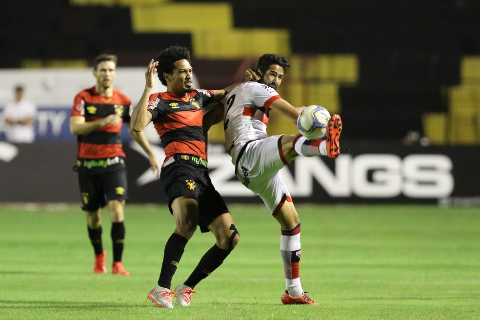 Soi kèo Goianiense vs Recife